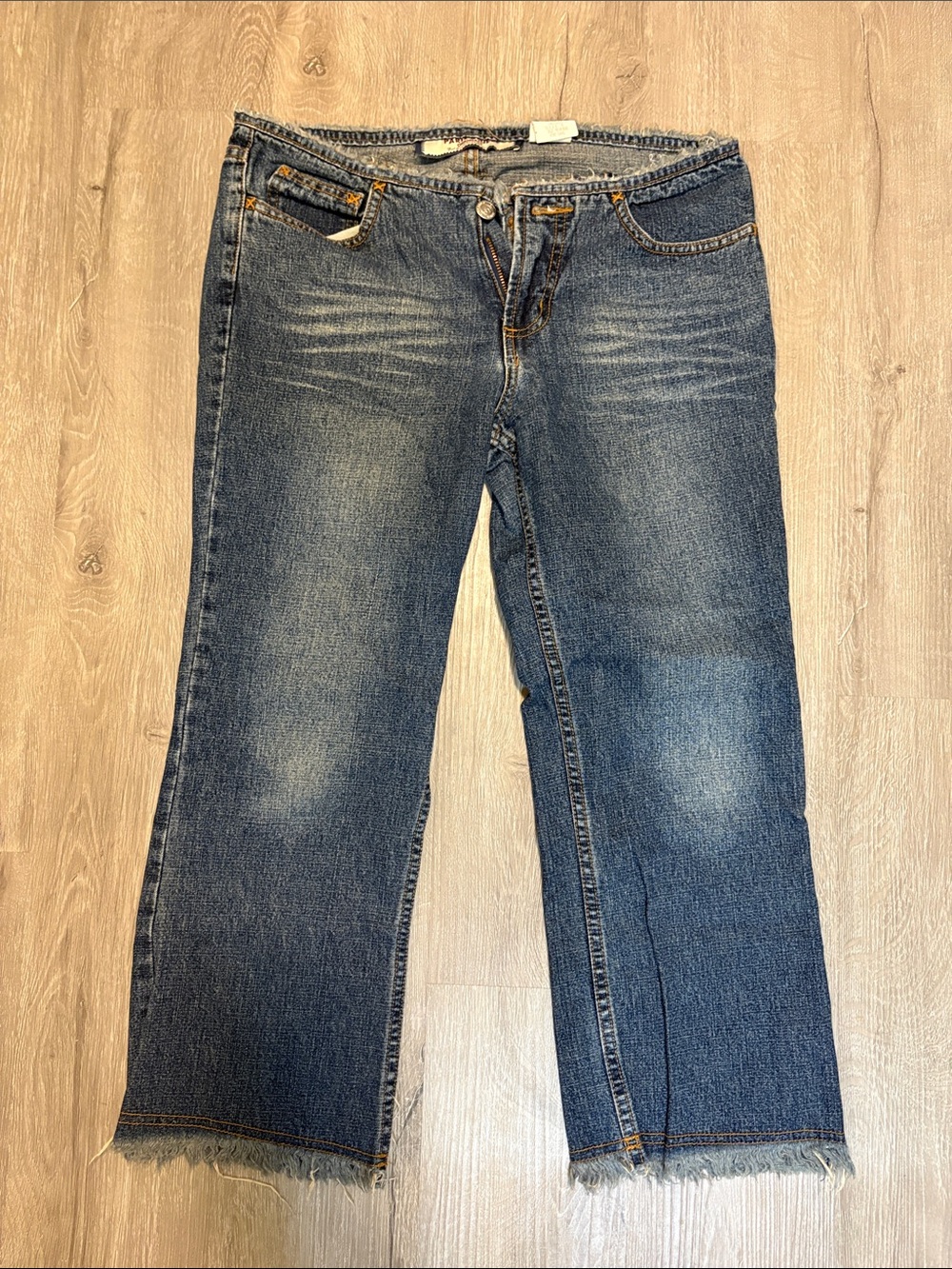 Paris Blues Women's Cropped Raw-Hem Jeans in Faded Blue